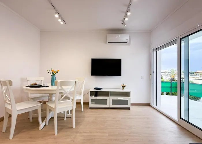 109 - Beachside Renovated 1br 5 Min From * Cambrils